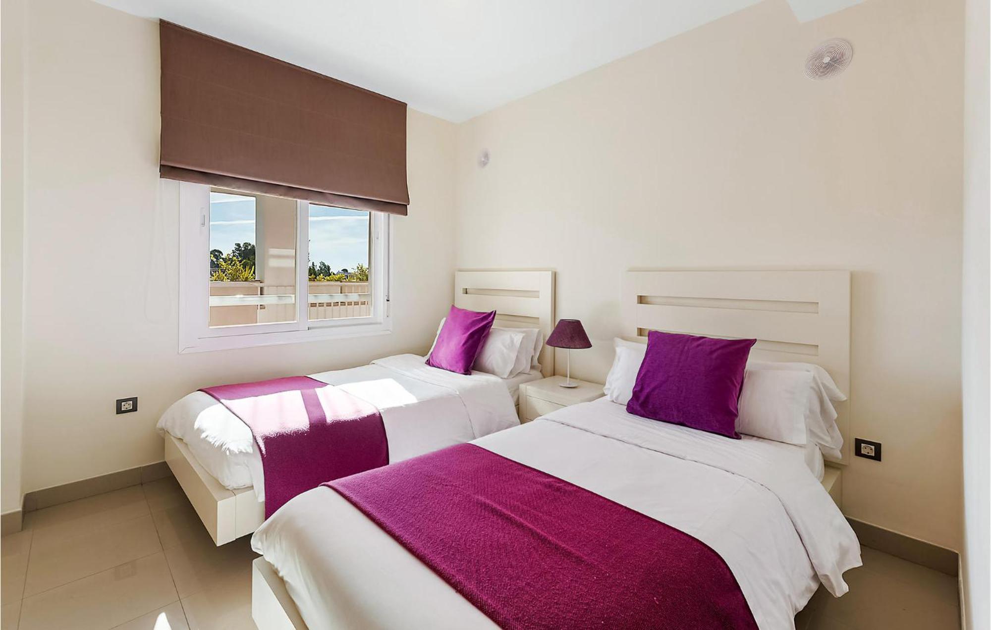 2 Bedroom Awesome In