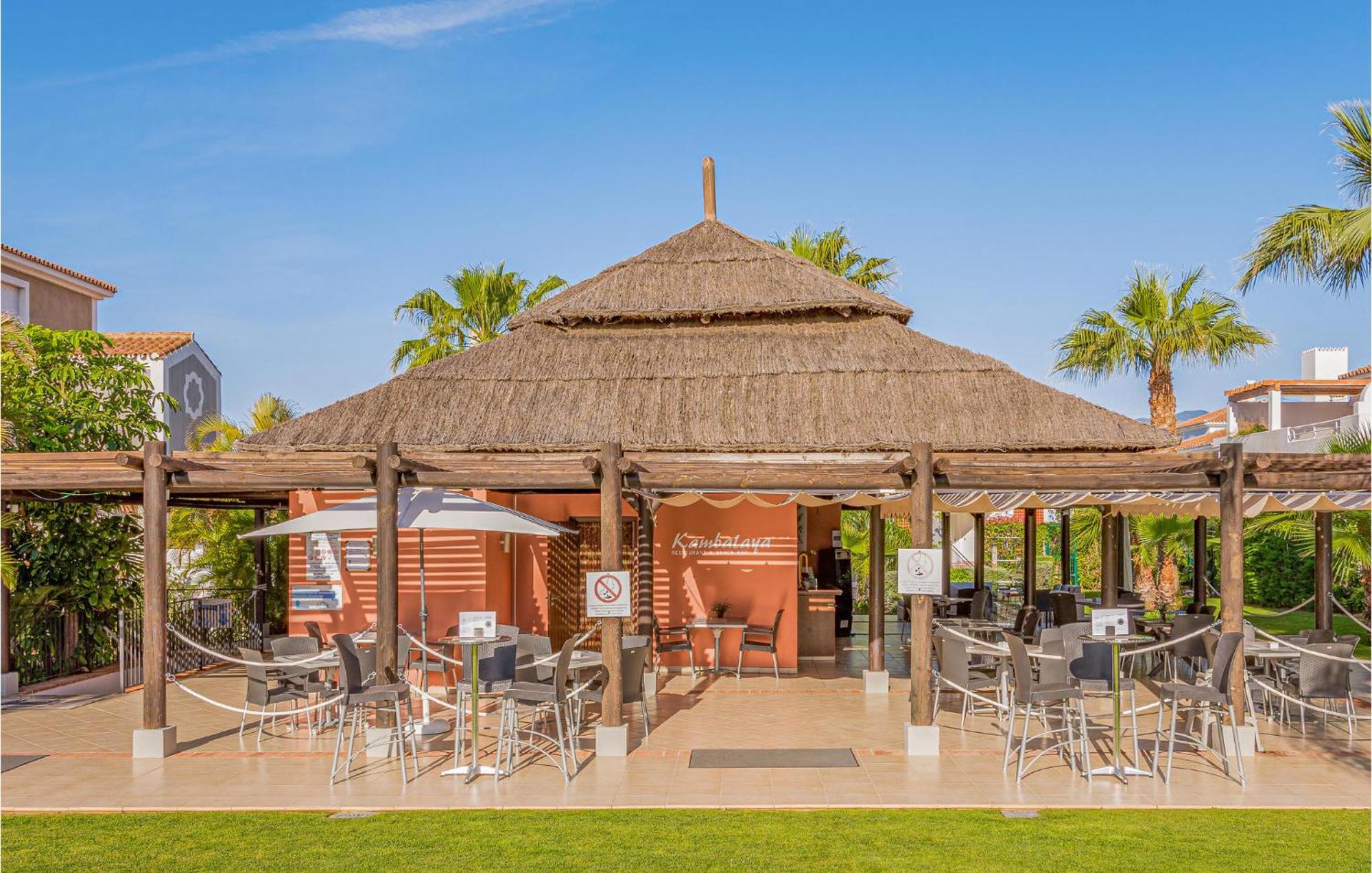 Apartamento 2 Bedroom Awesome In Estepona